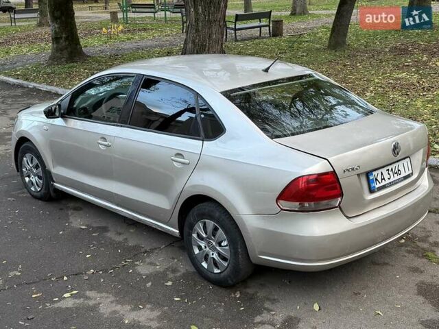 Бежевый Фольксваген Поло, объемом двигателя 1.6 л и пробегом 250 тыс. км за 3800 $, фото 6 на Automoto.ua