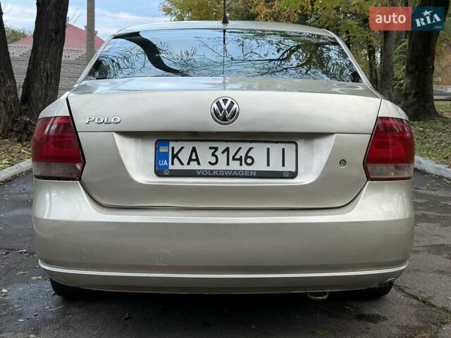 Бежевый Фольксваген Поло, объемом двигателя 1.6 л и пробегом 250 тыс. км за 3800 $, фото 20 на Automoto.ua
