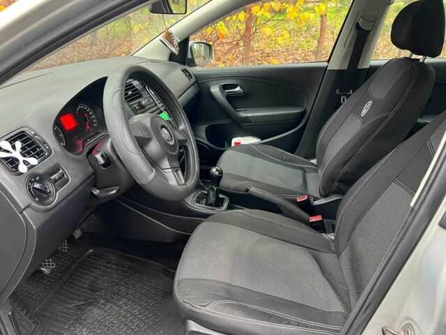 Бежевый Фольксваген Поло, объемом двигателя 1.6 л и пробегом 221 тыс. км за 6990 $, фото 10 на Automoto.ua