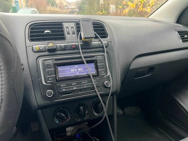 Бежевый Фольксваген Поло, объемом двигателя 1.6 л и пробегом 221 тыс. км за 6990 $, фото 13 на Automoto.ua