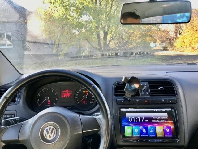 Бежевый Фольксваген Поло, объемом двигателя 1.6 л и пробегом 265 тыс. км за 5100 $, фото 4 на Automoto.ua