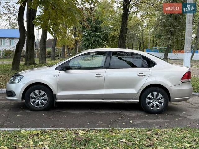 Бежевый Фольксваген Поло, объемом двигателя 1.6 л и пробегом 250 тыс. км за 3800 $, фото 28 на Automoto.ua