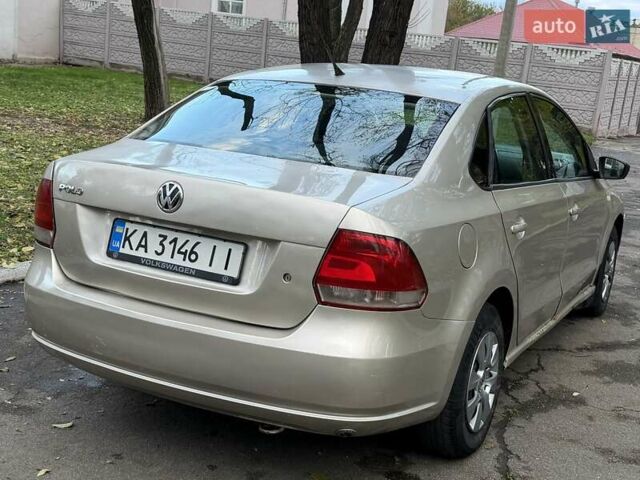 Бежевый Фольксваген Поло, объемом двигателя 1.6 л и пробегом 250 тыс. км за 3800 $, фото 21 на Automoto.ua