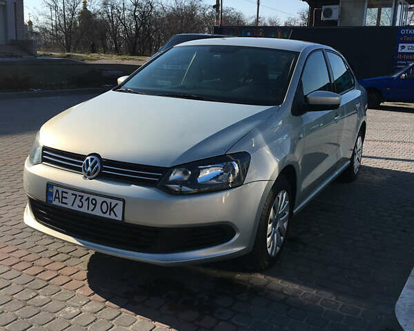 Бежевый Фольксваген Поло, объемом двигателя 1.6 л и пробегом 206 тыс. км за 7500 $, фото 1 на Automoto.ua