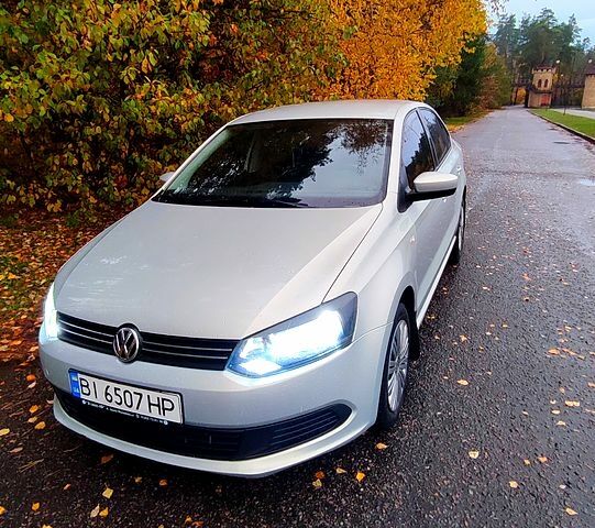 Бежевый Фольксваген Поло, объемом двигателя 1.6 л и пробегом 183 тыс. км за 6500 $, фото 8 на Automoto.ua