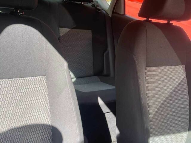 Бежевый Фольксваген Поло, объемом двигателя 1.6 л и пробегом 95 тыс. км за 6800 $, фото 2 на Automoto.ua