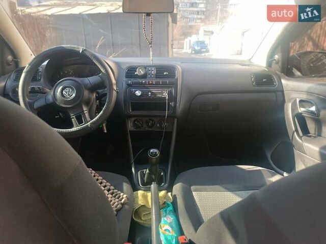 Бежевый Фольксваген Поло, объемом двигателя 1.6 л и пробегом 185 тыс. км за 6500 $, фото 8 на Automoto.ua