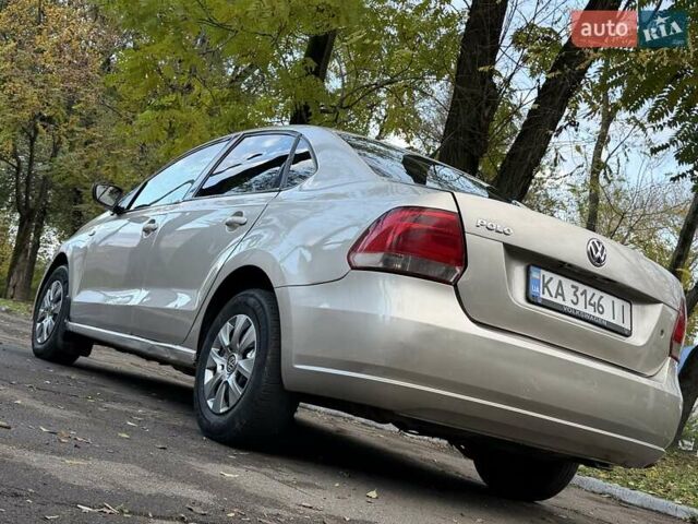 Бежевый Фольксваген Поло, объемом двигателя 1.6 л и пробегом 250 тыс. км за 3800 $, фото 4 на Automoto.ua