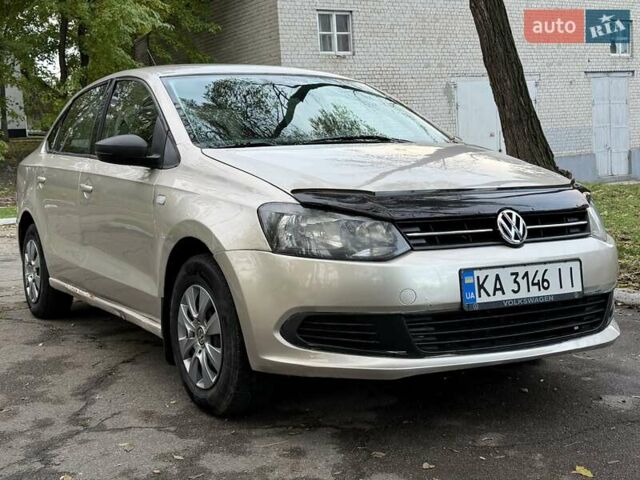 Бежевый Фольксваген Поло, объемом двигателя 1.6 л и пробегом 250 тыс. км за 3800 $, фото 32 на Automoto.ua