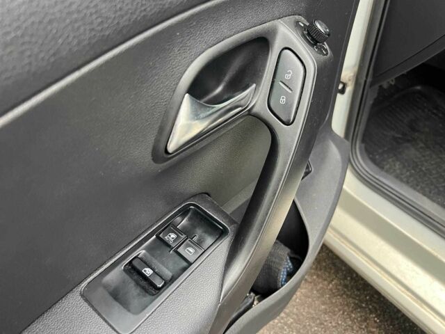 Бежевый Фольксваген Поло, объемом двигателя 1.6 л и пробегом 221 тыс. км за 6990 $, фото 9 на Automoto.ua