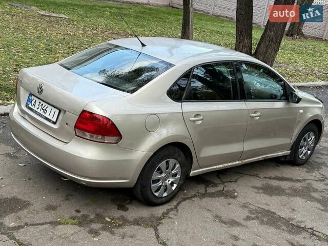 Бежевый Фольксваген Поло, объемом двигателя 1.6 л и пробегом 250 тыс. км за 3800 $, фото 17 на Automoto.ua