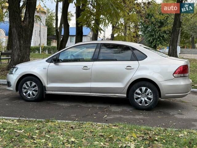 Бежевый Фольксваген Поло, объемом двигателя 1.6 л и пробегом 250 тыс. км за 3800 $, фото 25 на Automoto.ua