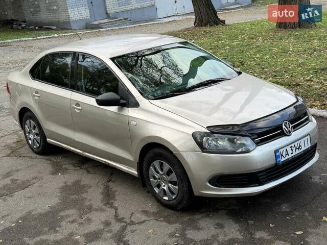 Бежевый Фольксваген Поло, объемом двигателя 1.6 л и пробегом 250 тыс. км за 3800 $, фото 15 на Automoto.ua