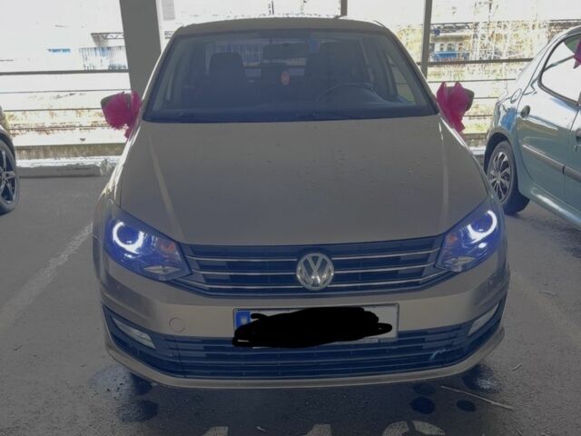 Бежевий Фольксваген Поло, об'ємом двигуна 1.6 л та пробігом 188 тис. км за 8700 $, фото 2 на Automoto.ua