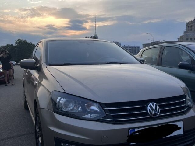 Бежевий Фольксваген Поло, об'ємом двигуна 1.6 л та пробігом 188 тис. км за 8700 $, фото 1 на Automoto.ua