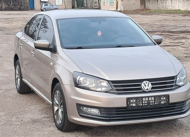 Бежевий Фольксваген Поло, об'ємом двигуна 1.6 л та пробігом 63 тис. км за 10800 $, фото 4 на Automoto.ua