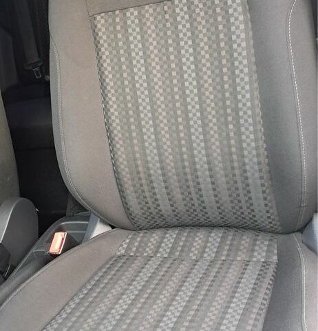 Бежевий Фольксваген Поло, об'ємом двигуна 1.6 л та пробігом 63 тис. км за 10800 $, фото 12 на Automoto.ua