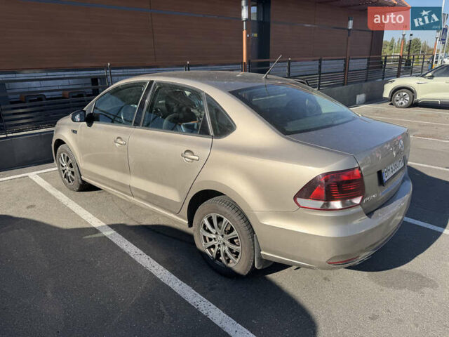 Бежевый Фольксваген Поло, объемом двигателя 1.4 л и пробегом 111 тыс. км за 9200 $, фото 5 на Automoto.ua