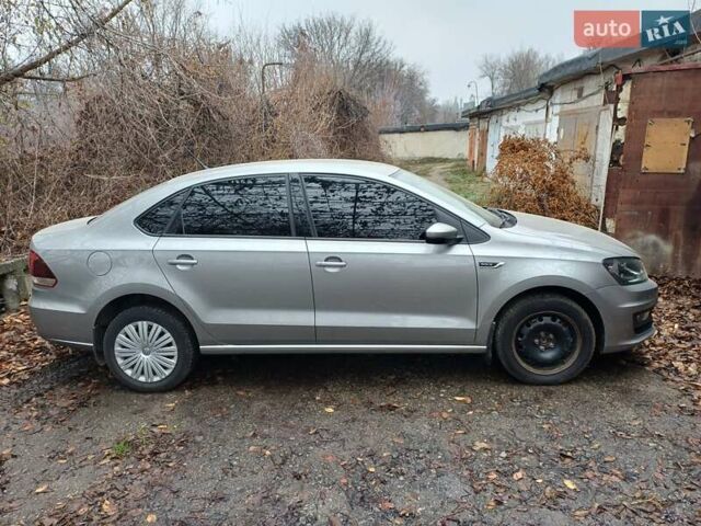 Бежевый Фольксваген Поло, объемом двигателя 1.39 л и пробегом 68 тыс. км за 12000 $, фото 10 на Automoto.ua