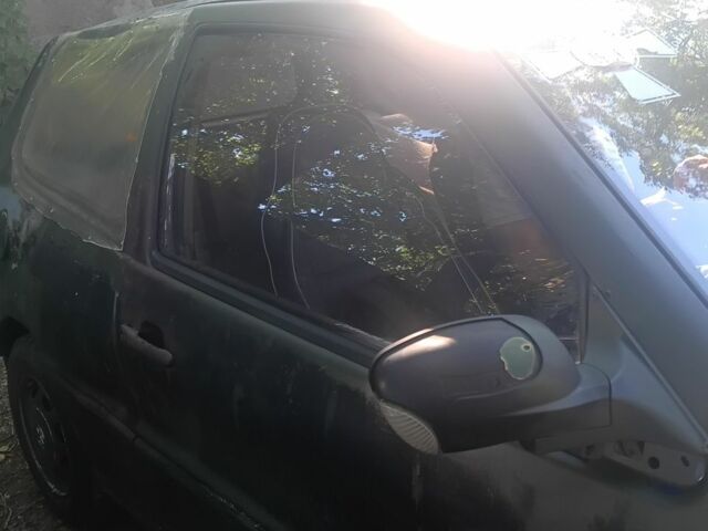 Черный Фольксваген Поло, объемом двигателя 0 л и пробегом 320 тыс. км за 144 $, фото 3 на Automoto.ua