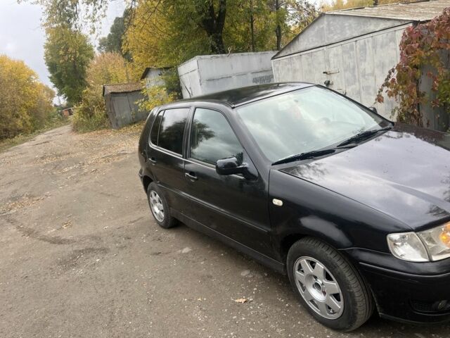 Фольксваген Поло 2001 у Дніпро (Дніпропетровську) на Automoto.ua Чорний Фольксваген Поло, об'ємом двигуна 1.4 л та пробігом 216 тис. км за 2600 $, фото 2 на Automoto.ua