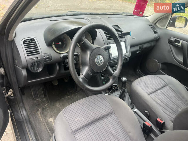 Фольксваген Поло 2001 у Дніпро (Дніпропетровську) на Automoto.ua Чорний Фольксваген Поло, об'ємом двигуна 1.4 л та пробігом 216 тис. км за 2500 $, фото 4 на Automoto.ua