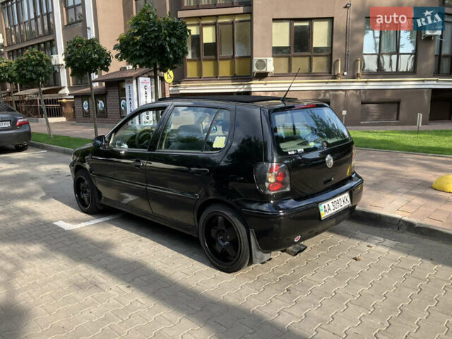 Черный Фольксваген Поло, объемом двигателя 1 л и пробегом 272 тыс. км за 2800 $, фото 2 на Automoto.ua
