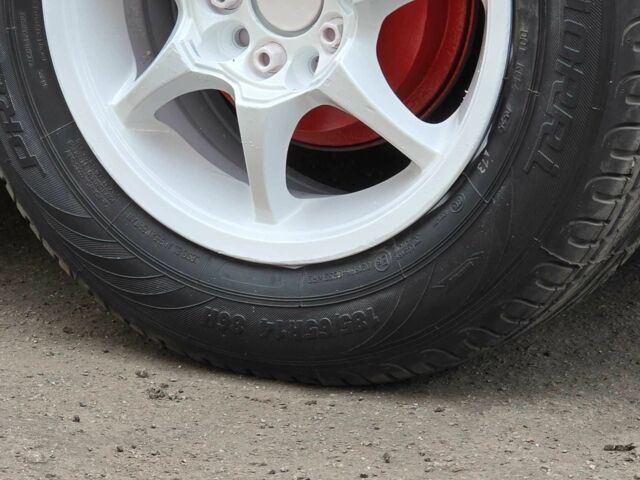 Черный Фольксваген Поло, объемом двигателя 1.2 л и пробегом 240 тыс. км за 2000 $, фото 5 на Automoto.ua