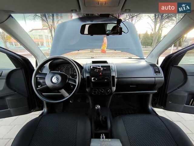 Чорний Фольксваген Поло, об'ємом двигуна 1.39 л та пробігом 178 тис. км за 4200 $, фото 15 на Automoto.ua