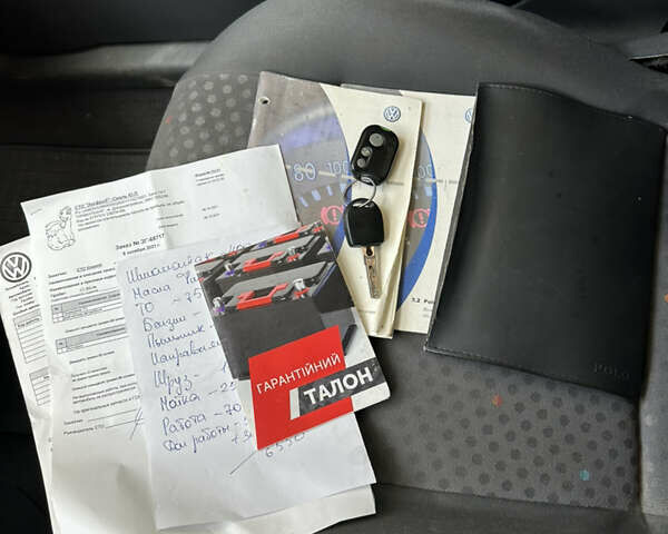 Черный Фольксваген Поло, объемом двигателя 1.4 л и пробегом 190 тыс. км за 5200 $, фото 19 на Automoto.ua