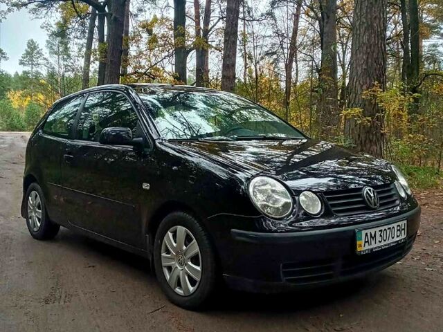 Чорний Фольксваген Поло, об'ємом двигуна 1.2 л та пробігом 200 тис. км за 4600 $, фото 1 на Automoto.ua