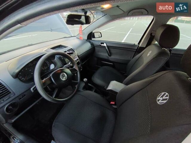Чорний Фольксваген Поло, об'ємом двигуна 1.39 л та пробігом 178 тис. км за 4200 $, фото 17 на Automoto.ua