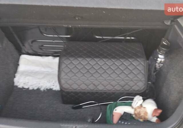 Чорний Фольксваген Поло, об'ємом двигуна 1.39 л та пробігом 178 тис. км за 4200 $, фото 38 на Automoto.ua