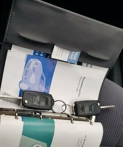 Чорний Фольксваген Поло, об'ємом двигуна 1.2 л та пробігом 205 тис. км за 4800 $, фото 21 на Automoto.ua