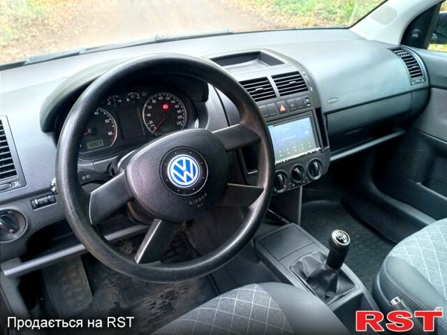 Чорний Фольксваген Поло, об'ємом двигуна 1.2 л та пробігом 200 тис. км за 4600 $, фото 6 на Automoto.ua