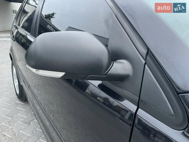 Черный Фольксваген Поло, объемом двигателя 1.39 л и пробегом 232 тыс. км за 5250 $, фото 15 на Automoto.ua