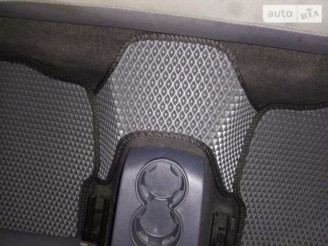 Черный Фольксваген Поло, объемом двигателя 1.2 л и пробегом 199 тыс. км за 3900 $, фото 5 на Automoto.ua