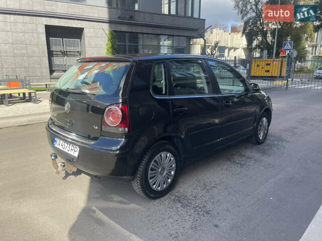 Черный Фольксваген Поло, объемом двигателя 1.4 л и пробегом 158 тыс. км за 4999 $, фото 1 на Automoto.ua