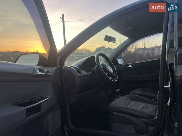 Черный Фольксваген Поло, объемом двигателя 1.4 л и пробегом 159 тыс. км за 4599 $, фото 19 на Automoto.ua