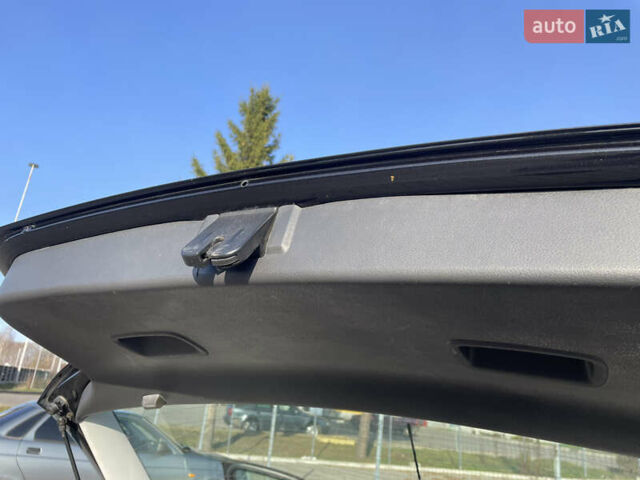 Черный Фольксваген Поло, объемом двигателя 1.39 л и пробегом 240 тыс. км за 4400 $, фото 19 на Automoto.ua