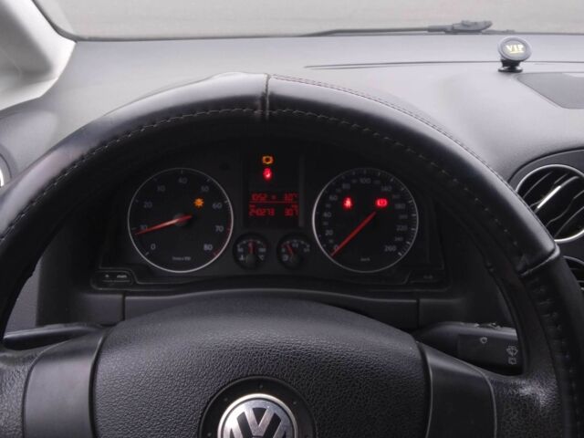 Черный Фольксваген Поло, объемом двигателя 1.6 л и пробегом 2 тыс. км за 5250 $, фото 2 на Automoto.ua