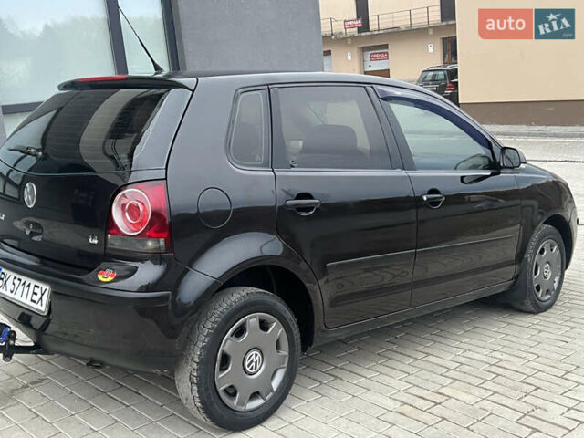Чорний Фольксваген Поло, об'ємом двигуна 1.4 л та пробігом 159 тис. км за 4599 $, фото 8 на Automoto.ua