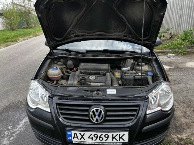 Чорний Фольксваген Поло, об'ємом двигуна 1.4 л та пробігом 113 тис. км за 4500 $, фото 4 на Automoto.ua