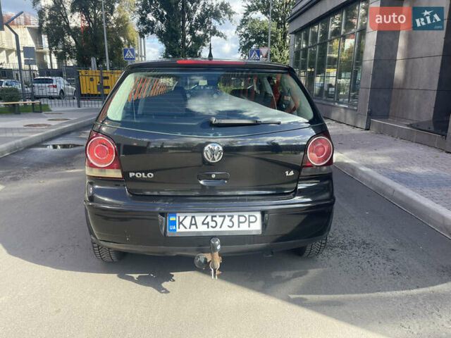 Черный Фольксваген Поло, объемом двигателя 1.4 л и пробегом 158 тыс. км за 4999 $, фото 7 на Automoto.ua