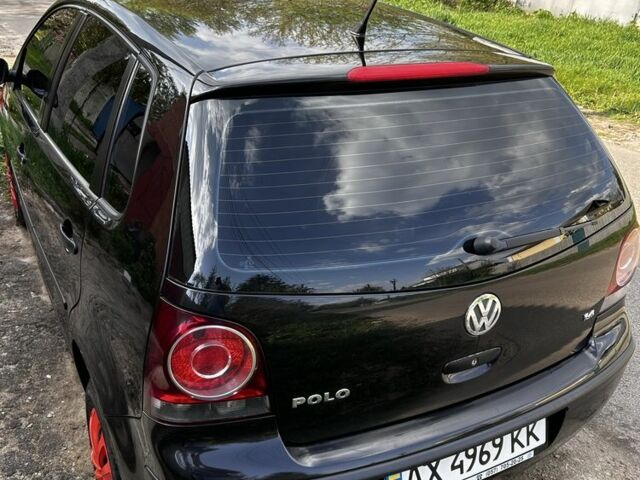 Чорний Фольксваген Поло, об'ємом двигуна 1.4 л та пробігом 113 тис. км за 4500 $, фото 2 на Automoto.ua