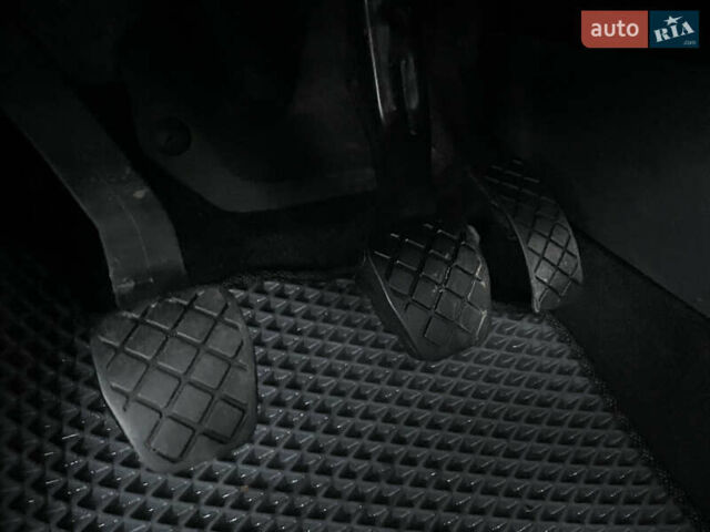 Черный Фольксваген Поло, объемом двигателя 1.39 л и пробегом 232 тыс. км за 5250 $, фото 41 на Automoto.ua