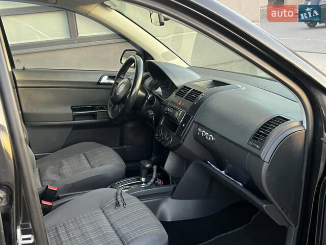 Черный Фольксваген Поло, объемом двигателя 1.4 л и пробегом 159 тыс. км за 4599 $, фото 33 на Automoto.ua