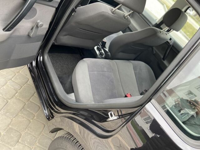 Чорний Фольксваген Поло, об'ємом двигуна 1.4 л та пробігом 217 тис. км за 5650 $, фото 8 на Automoto.ua