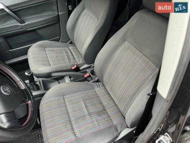 Черный Фольксваген Поло, объемом двигателя 1.4 л и пробегом 212 тыс. км за 4500 $, фото 15 на Automoto.ua