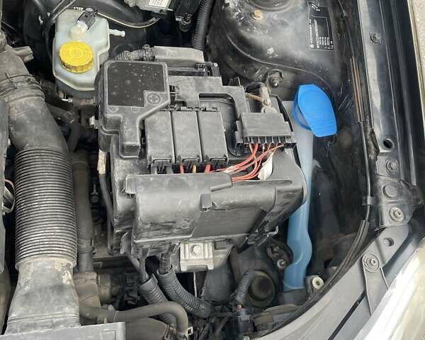 Черный Фольксваген Поло, объемом двигателя 1.4 л и пробегом 114 тыс. км за 6499 $, фото 29 на Automoto.ua